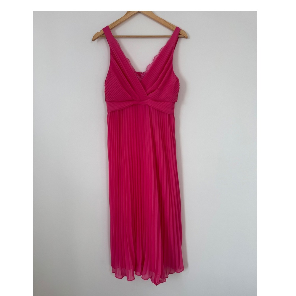 Versona Pleated Midi Dress Women Medium Fuchsia Pink Lace Trim Surplice V-Neck‎